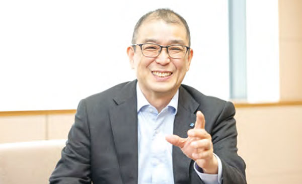 日野 仁